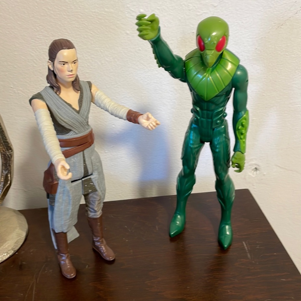 2 Action Figure,
